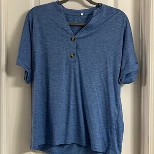 Blue Short Sleeve Women's Top Size Large